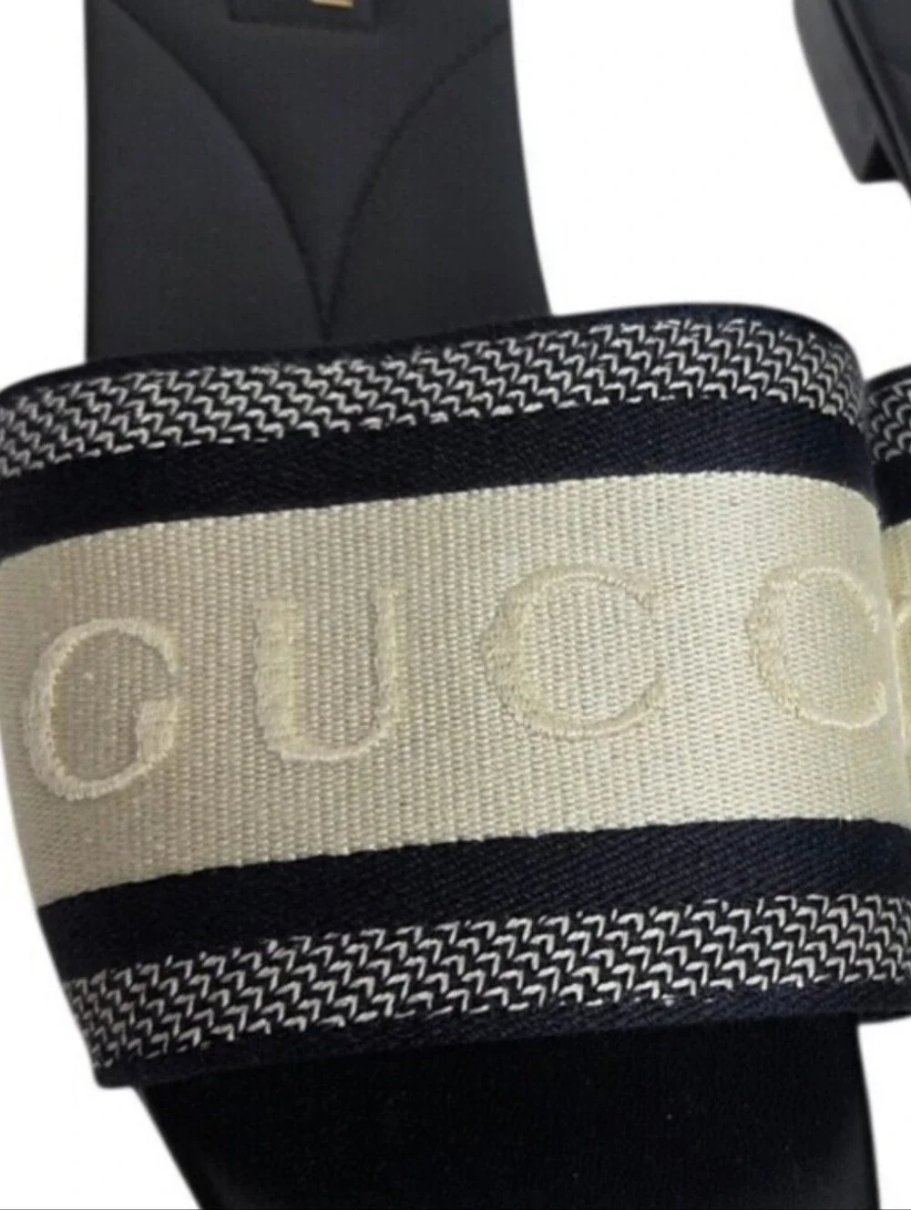 GUCCI Jane Embroidered Logo Slide Sandals